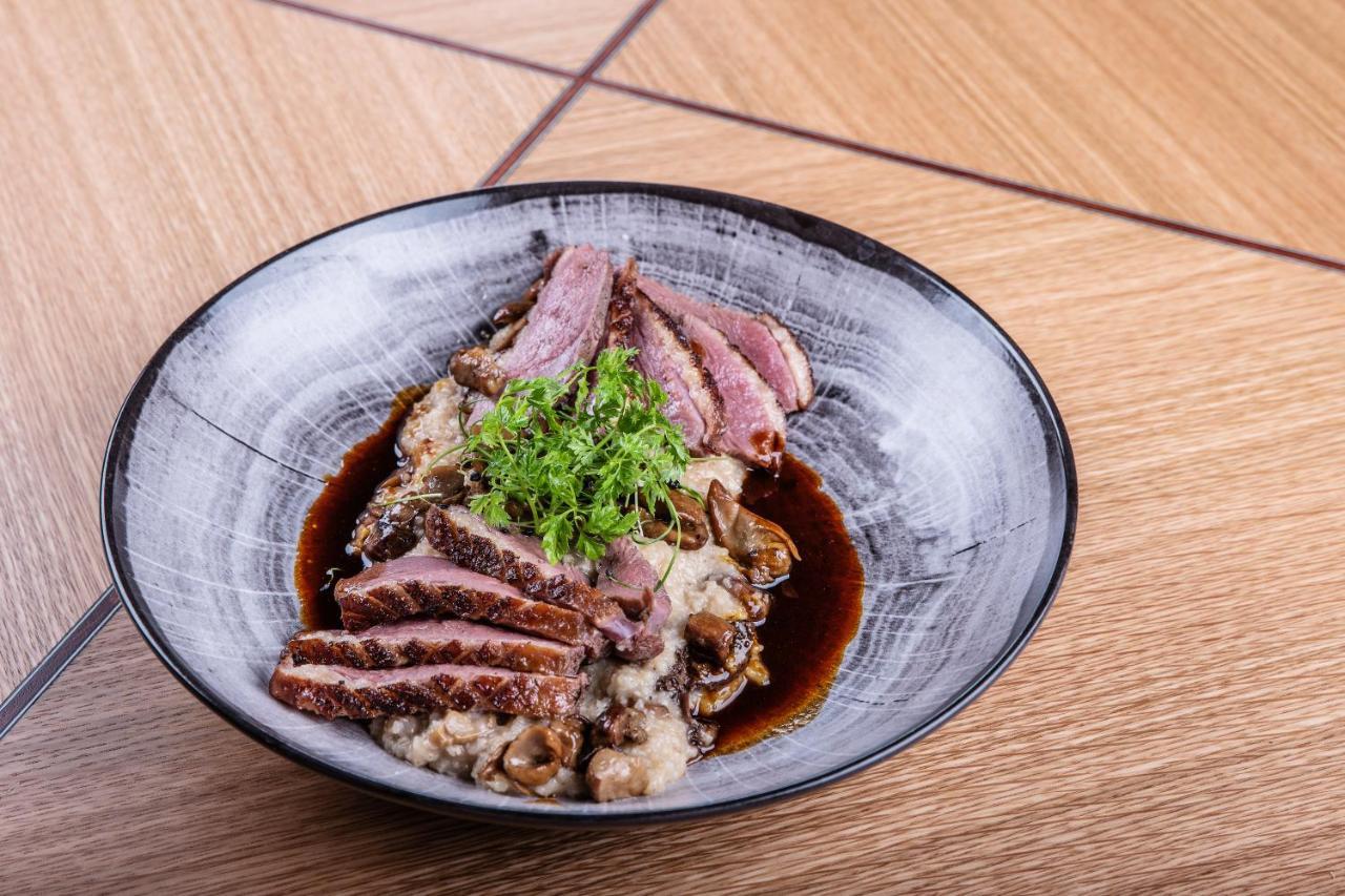 内姆阿尔什时尚餐饮酒店 布尔诺 外观 照片