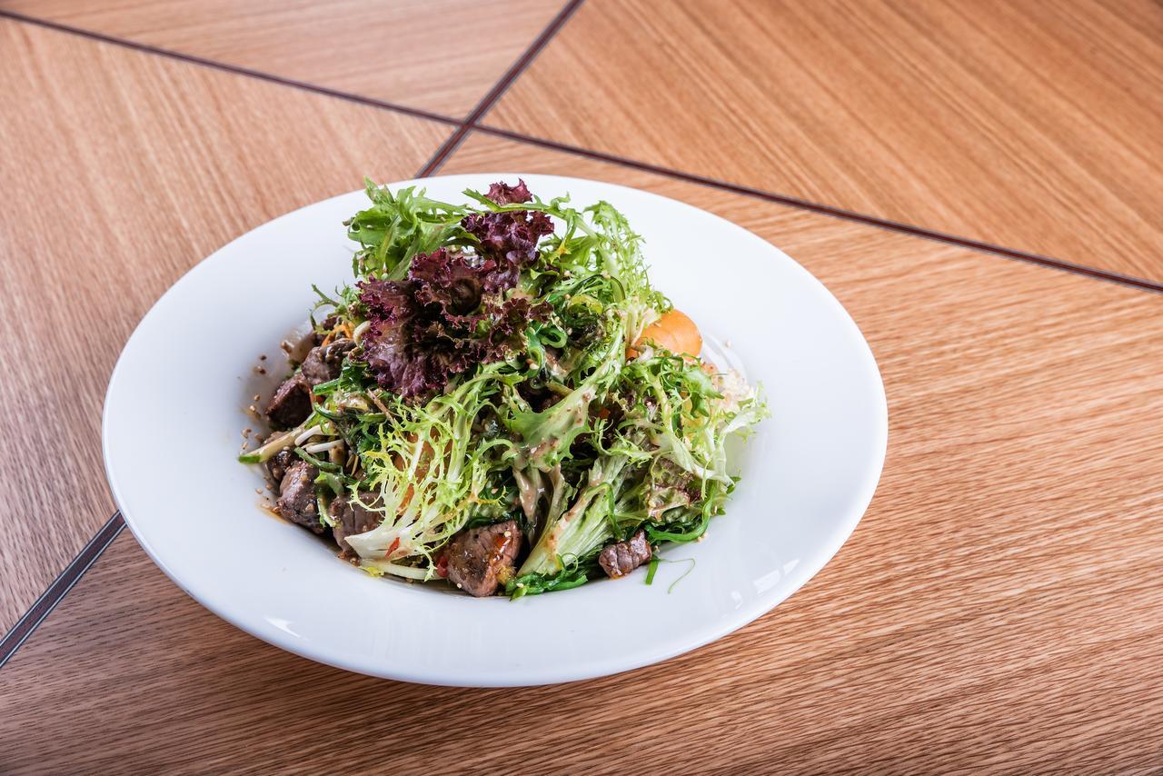 内姆阿尔什时尚餐饮酒店 布尔诺 外观 照片